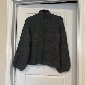 Rachel Roy bell sleeve sweater size L